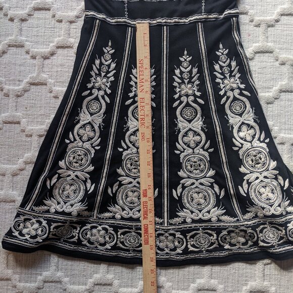 Share INC International Concepts Black and Tan Floral Embroidered Beaded Dress M - Picture 6 of 10